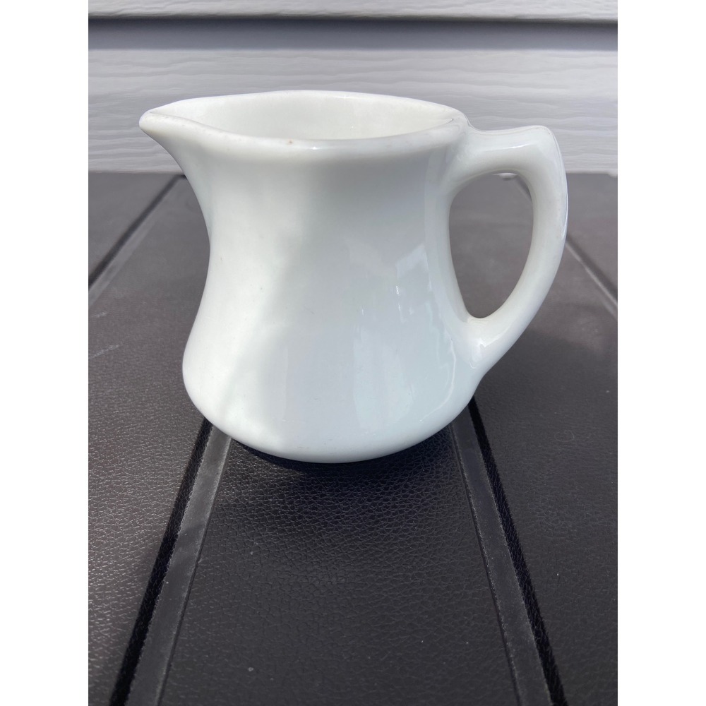 Vintage Walker China White Vitrified Creamer Pitcher Bedford Ohio 11-41 3 Inch